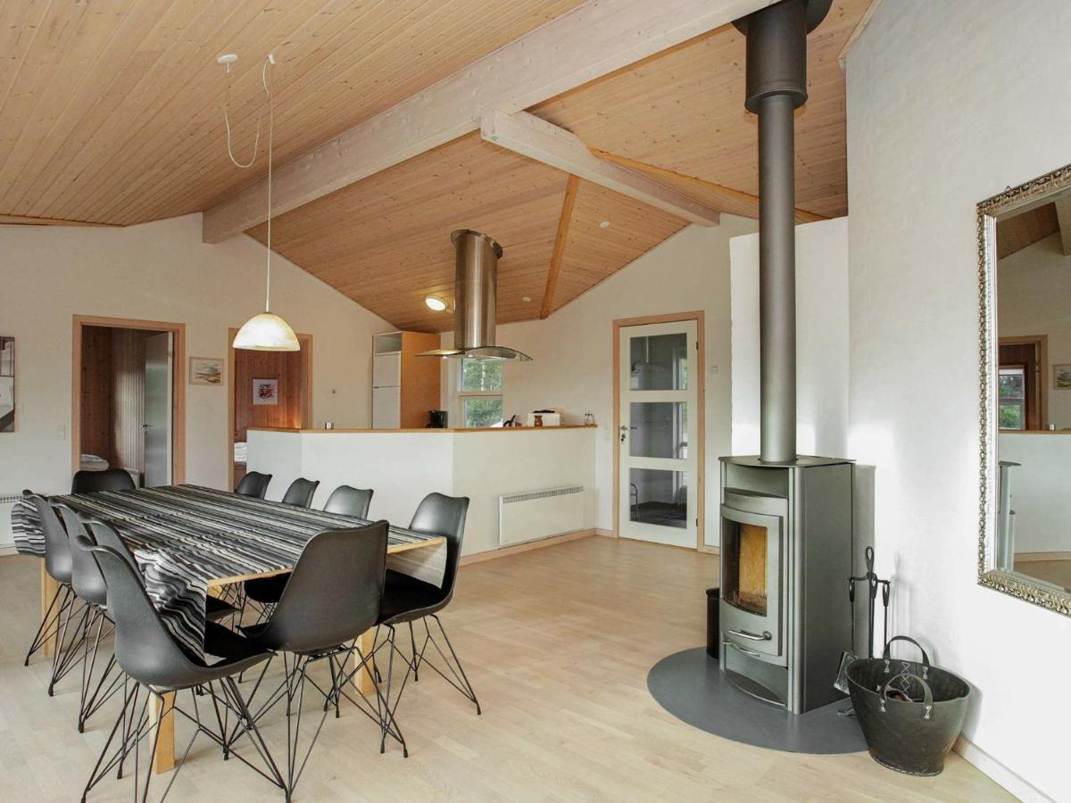 8 Person Holiday Home In Jerup Экстерьер фото